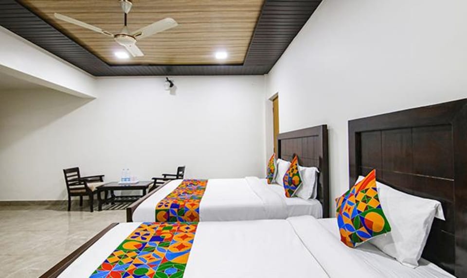 Egyptian cotton sheets, premium bedding, in-room safe, free WiFi