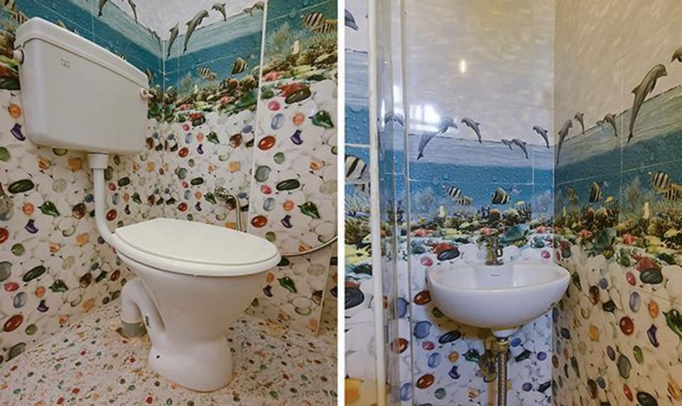 Premium Room | Bathroom | Shower, rainfall showerhead, free toiletries, towels