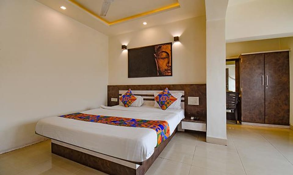 Deluxe Room | Egyptian cotton sheets, premium bedding, in-room safe, free WiFi