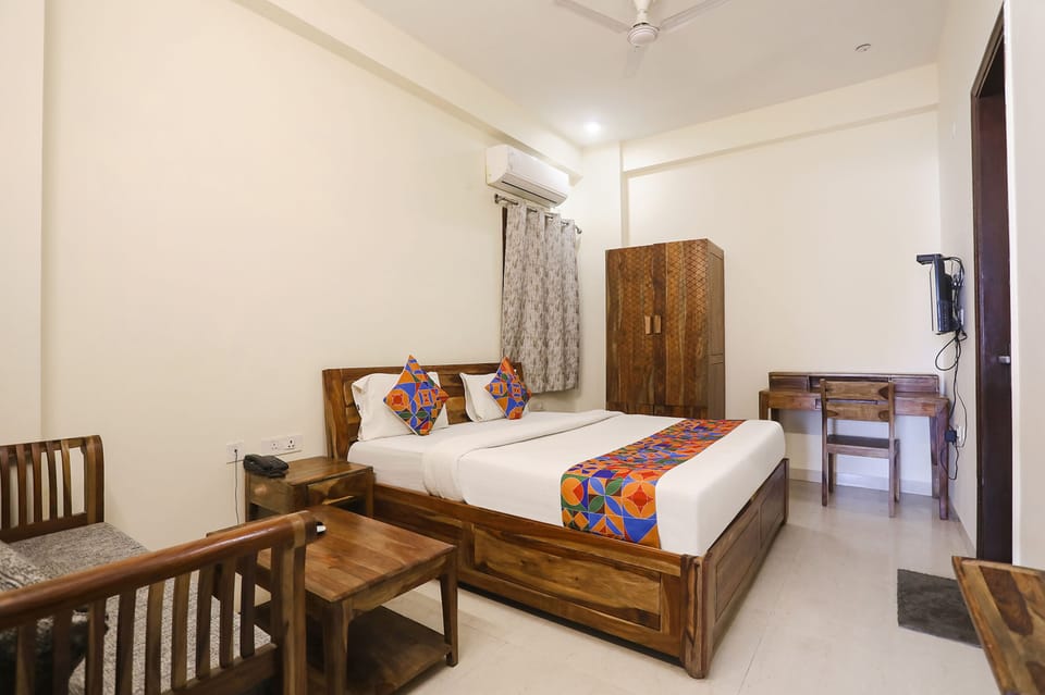 Deluxe Room | Egyptian cotton sheets, premium bedding, in-room safe, free WiFi