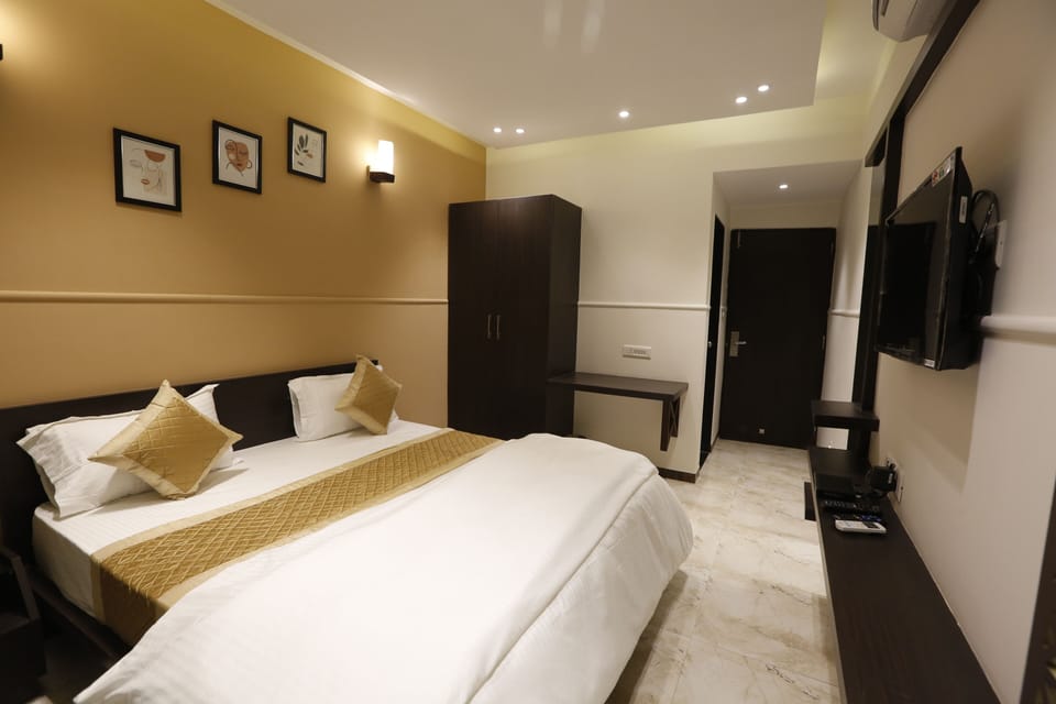 10 bedrooms, desk, laptop workspace, free WiFi