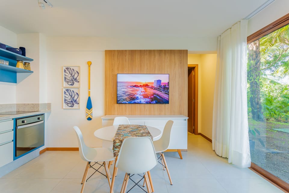 Traditional Apartment | Living room