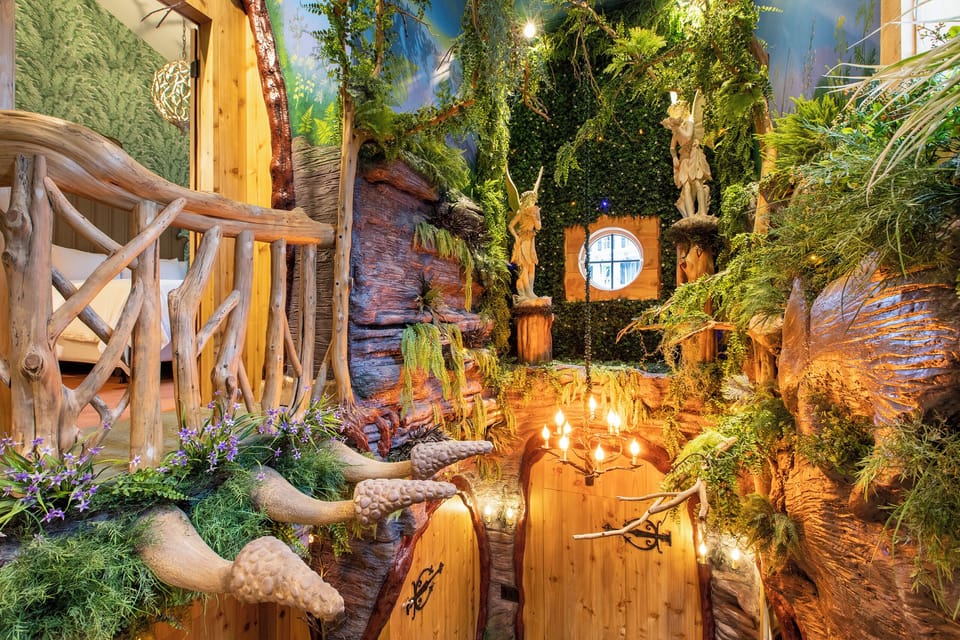 The Faerie Forest | Living area | 45-inch flat-screen TV with cable channels, Netflix, DVD player