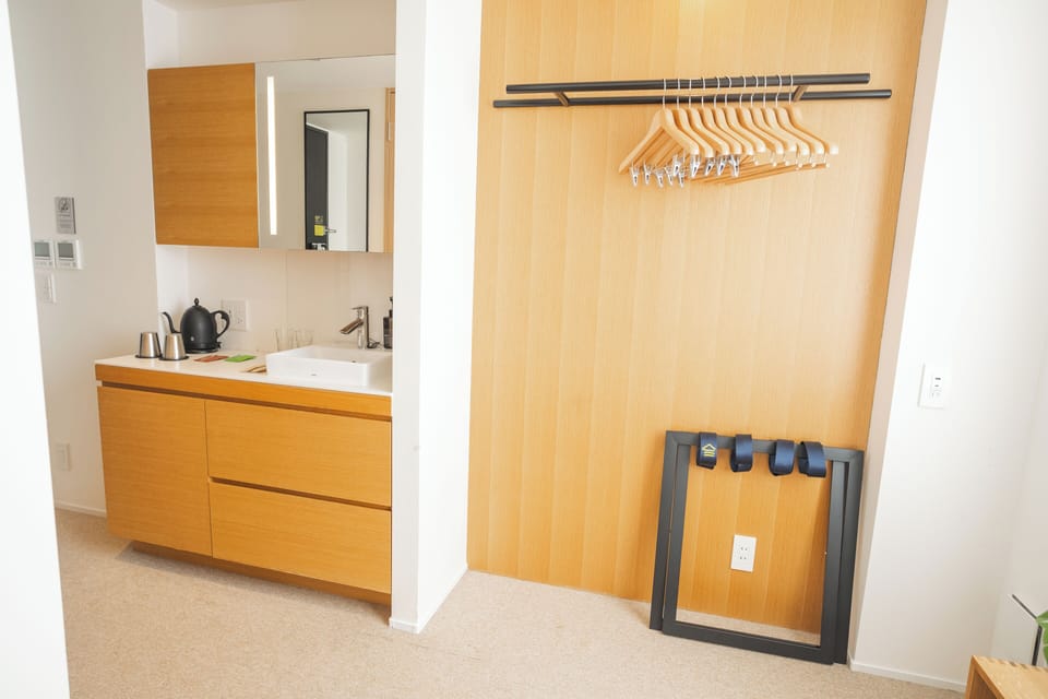 Pillowtop beds, laptop workspace, blackout drapes, free WiFi
