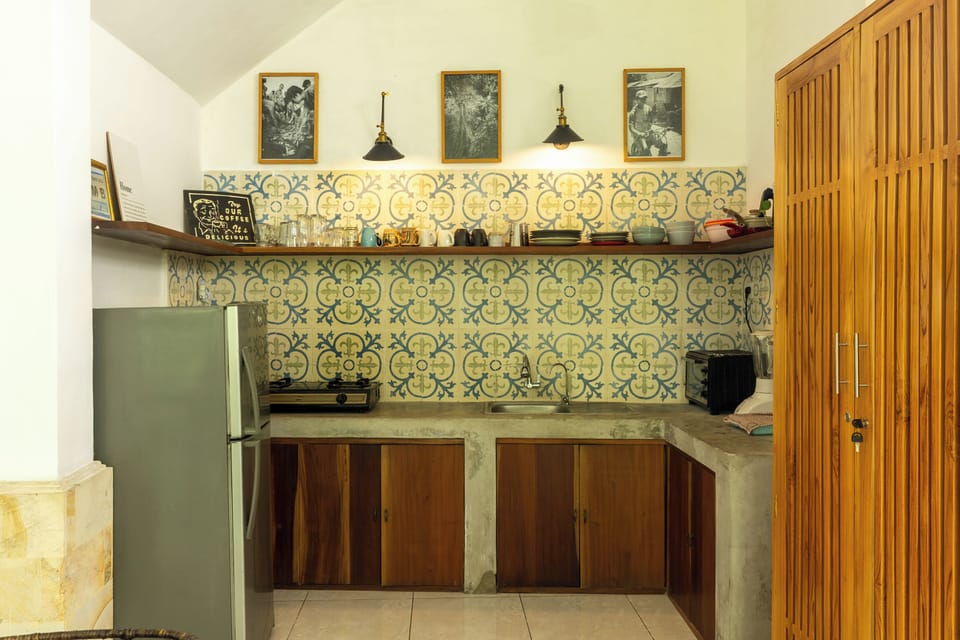 Villa | Private kitchen | Fridge, microwave, electric kettle, cookware/dishes/utensils