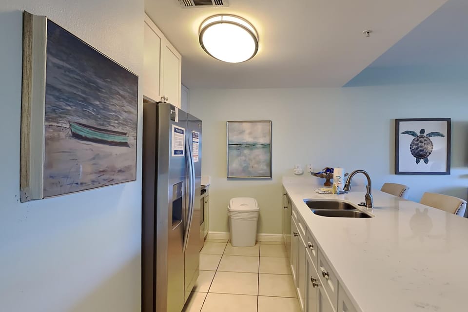 Condo, Multiple Beds, Balcony, Beach View | Private kitchen | Fridge, microwave, oven, stovetop