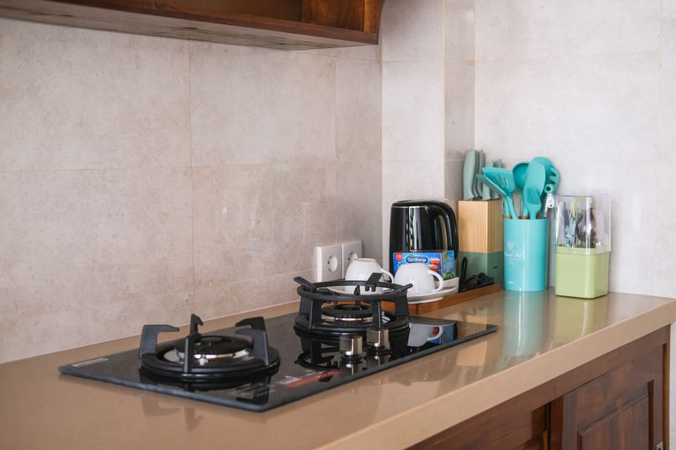 Villa, 2 Bedrooms | Private kitchen | Fridge, stovetop, electric kettle, cookware/dishes/utensils