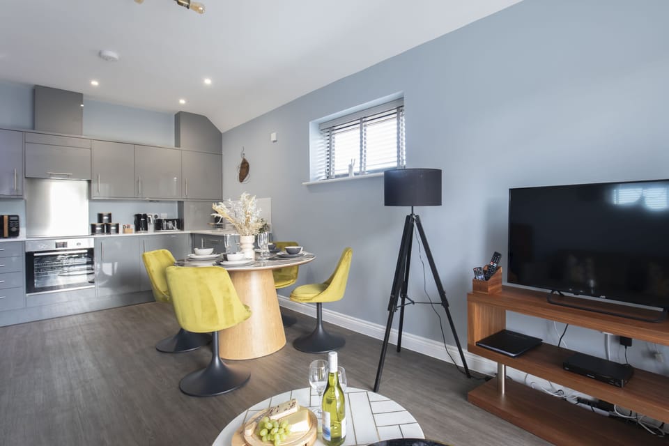 Apartment | Dining room