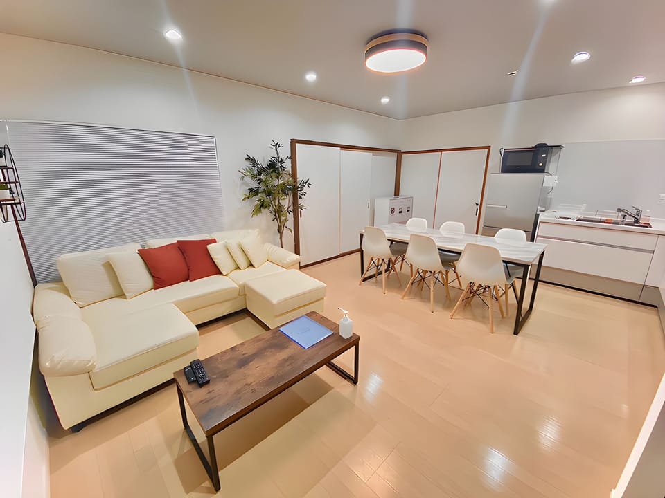Basic House, Multiple Beds, Non Smoking, Beachside | Living area | Flat-screen TV