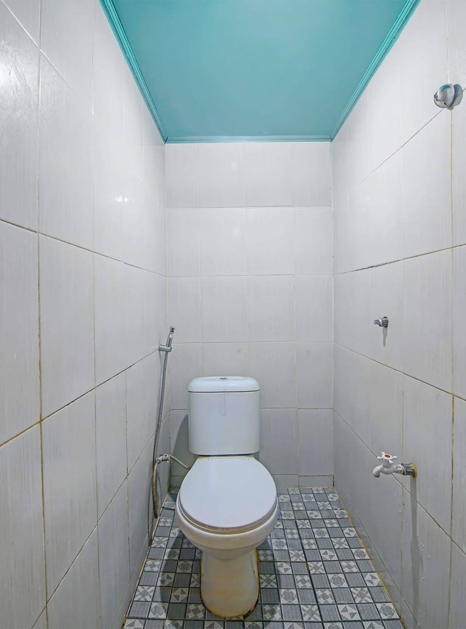 Shower, towels, soap