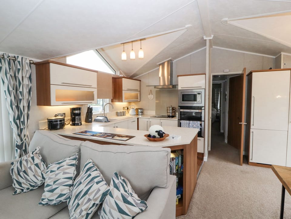 Fridge, dishwasher, electric kettle, toaster