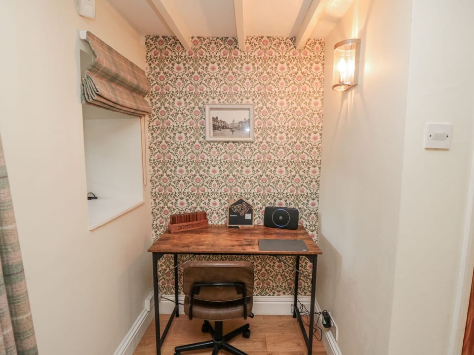 Cottage | Interior