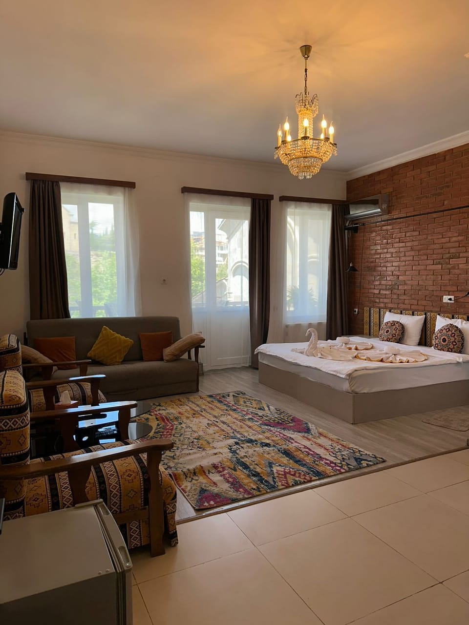 Luxury Room, Balcony, City View | Desk, free WiFi, bed sheets