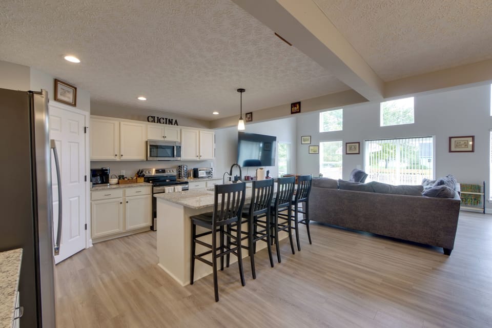 House (3 Bedrooms) | Interior
