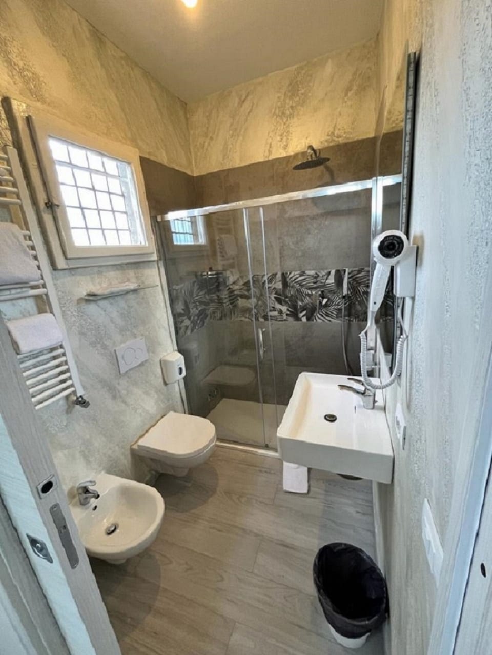 Exclusive Double or Twin Room | Bathroom | Shower, rainfall showerhead, designer toiletries, hair dryer