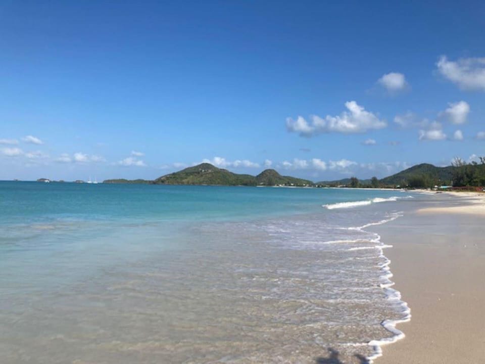 4 Guests - Stunning View - Pool - South Finger Villa in Saint Mary, Antigua and Barbuda