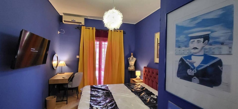 Apartment | 1 bedroom, desk, laptop workspace, blackout drapes