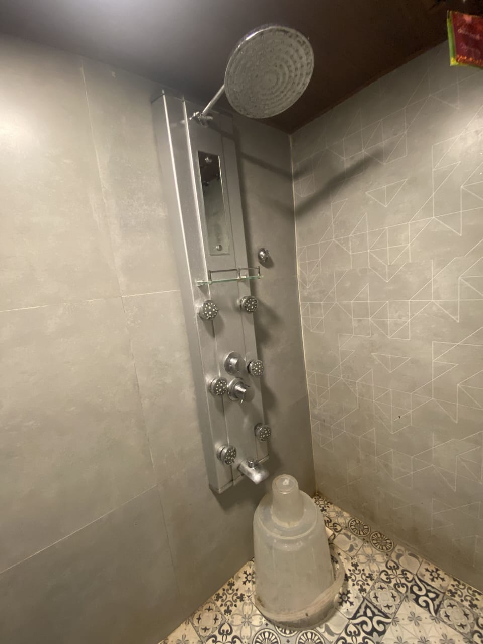 Deluxe Double Room | Bathroom