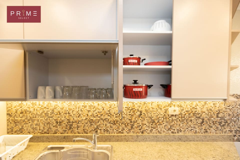Standard Apartment, 3 Bedrooms | 3 bedrooms, in-room safe, free WiFi