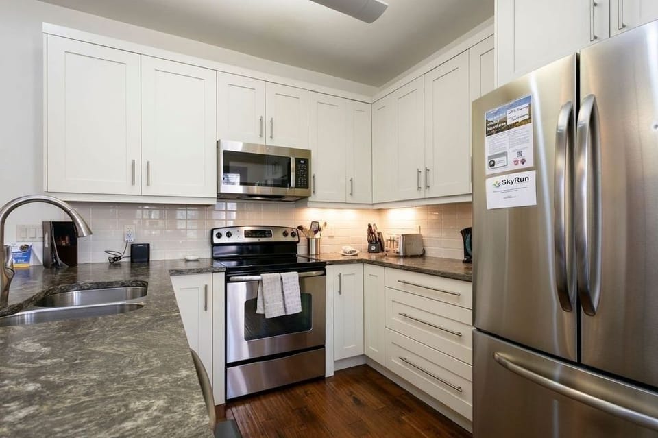 Condo, 2 Bedrooms | Private kitchen | Coffee/tea maker, fridge, oven, toaster