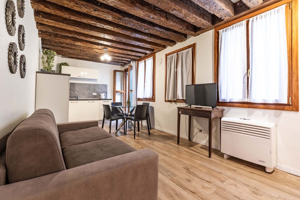 House | 1 bedroom