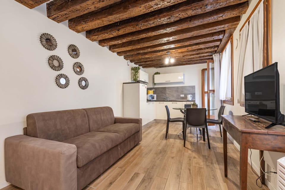 House | 1 bedroom
