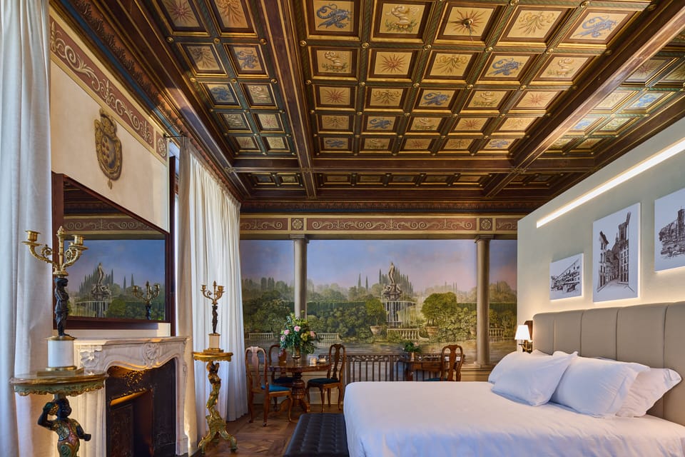 Junior Suite Deluxe | 1 bedroom, premium bedding, down comforters, free minibar