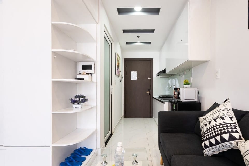 City Studio Suite, Non Smoking, City View | Premium bedding, Tempur-Pedic beds, blackout drapes, iron/ironing board