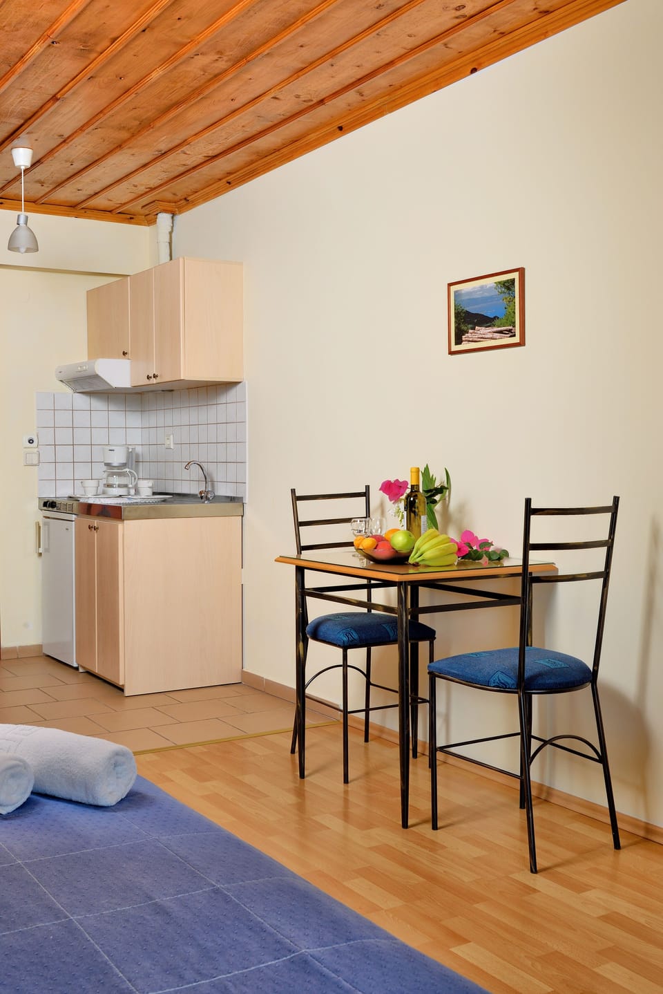 Basic Room | Private kitchenette