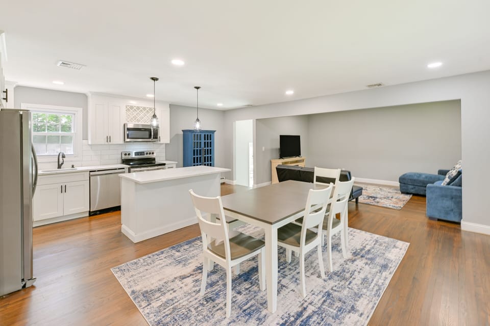 House (2 Bedrooms) | Front of property