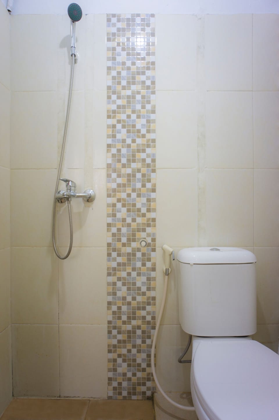Deluxe Double Room | Bathroom | Shower, towels