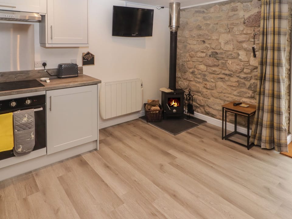 Fridge, dishwasher, electric kettle, toaster