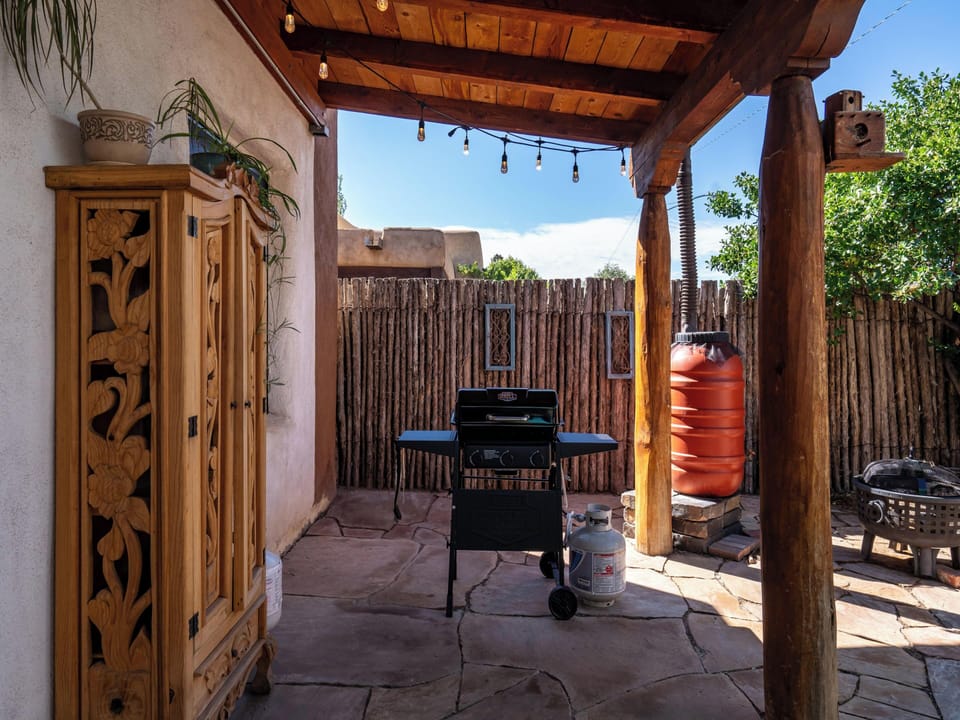 House (2 Bedrooms) | Property amenity