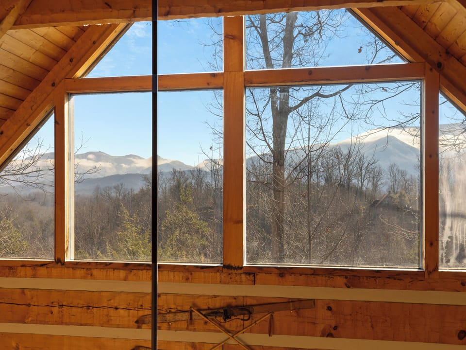 Studio (1 Bedroom) | Property amenity