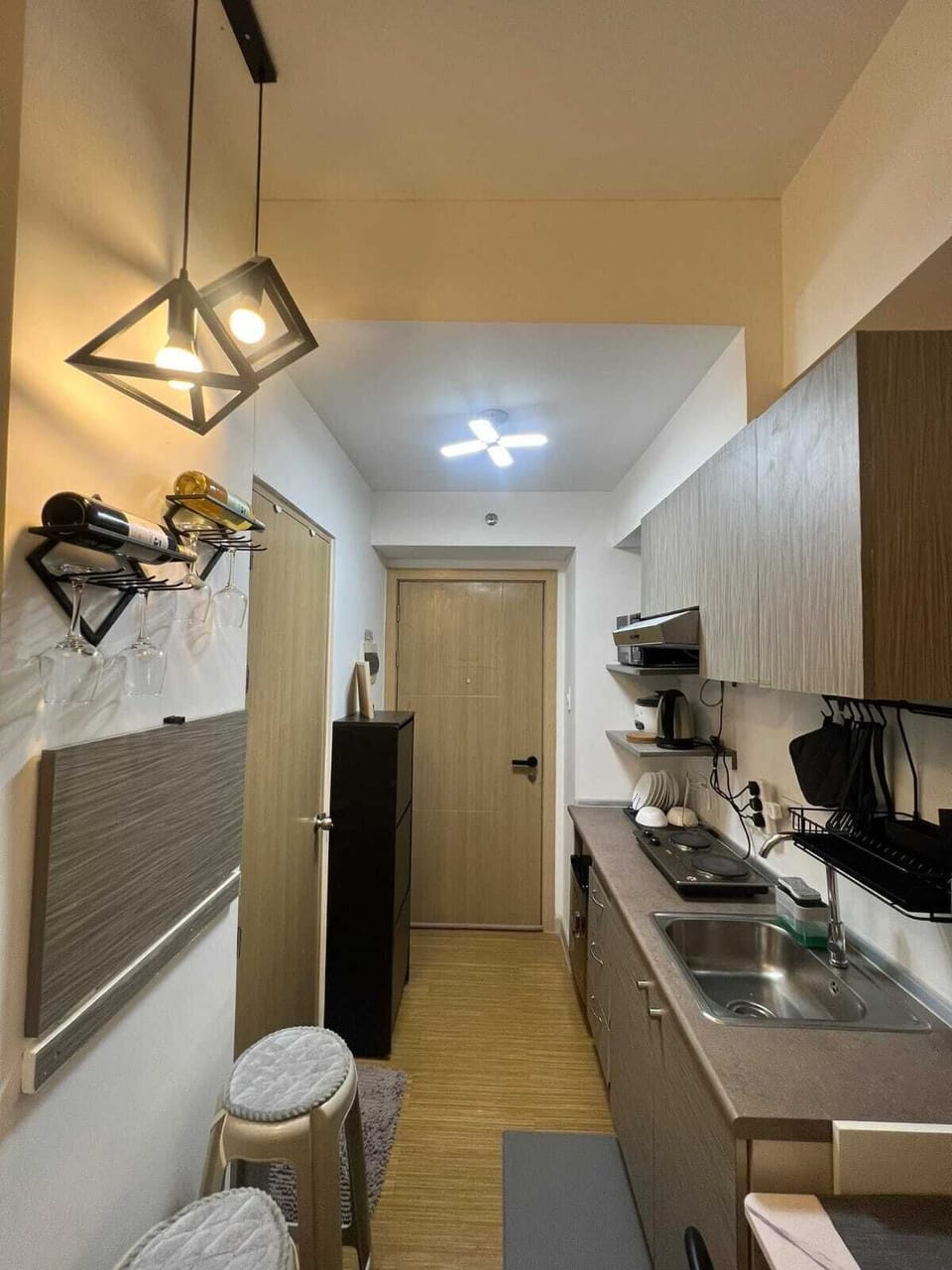 Standard Condo, 1 Bedroom, Non Smoking, City View | Minibar