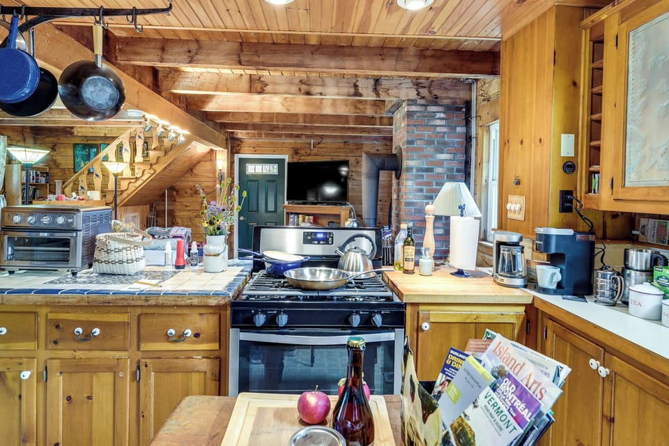 House (2 Bedrooms) | Interior