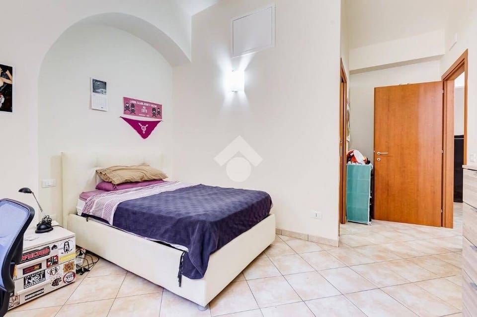 Single Room, 1 Large Twin Bed | Egyptian cotton sheets, premium bedding, desk, laptop workspace