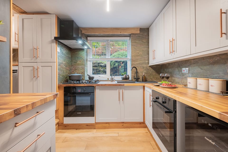 Fridge, dishwasher, electric kettle, toaster