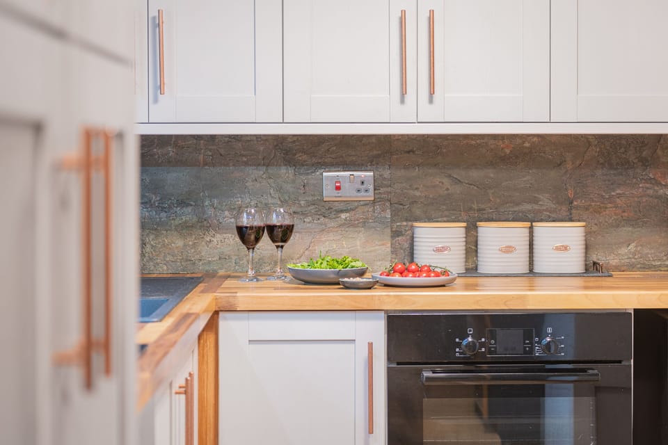 Fridge, dishwasher, electric kettle, toaster