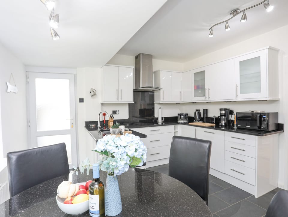 Fridge, dishwasher, electric kettle, toaster