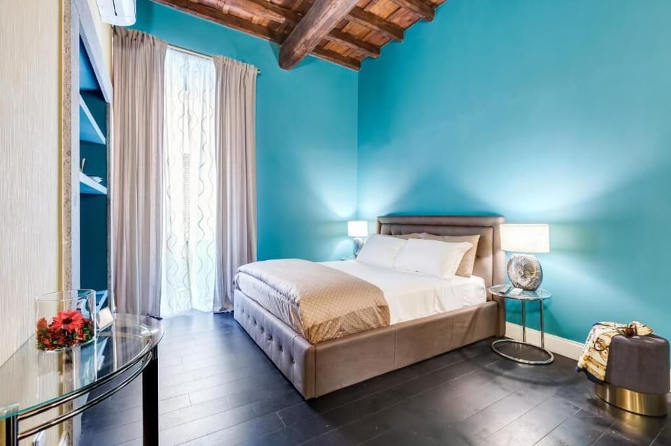 Deluxe Double or Twin Room | In-room safe, soundproofing, iron/ironing board, free WiFi