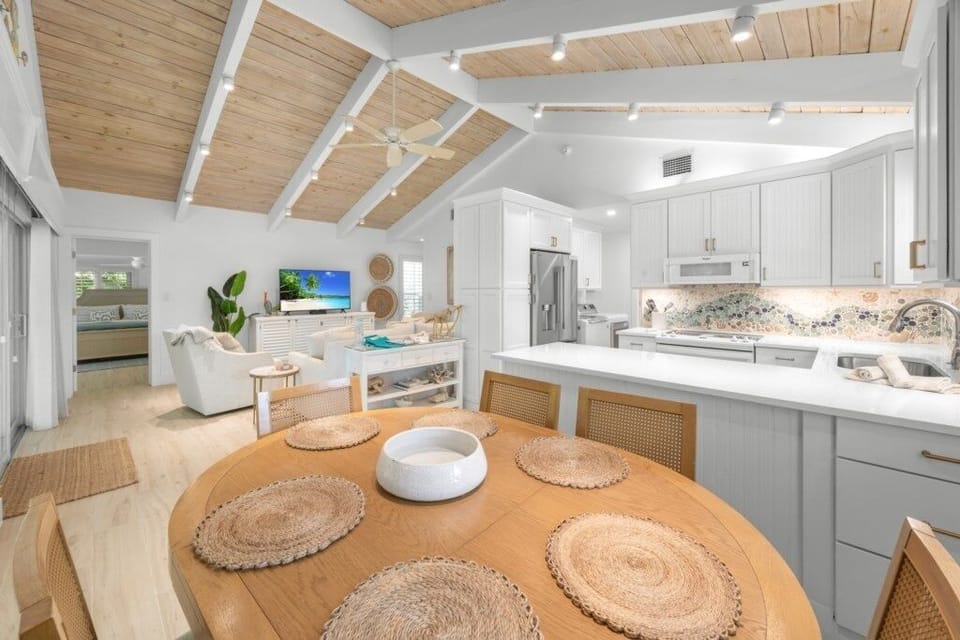 House, 3 Bedrooms | Private kitchen