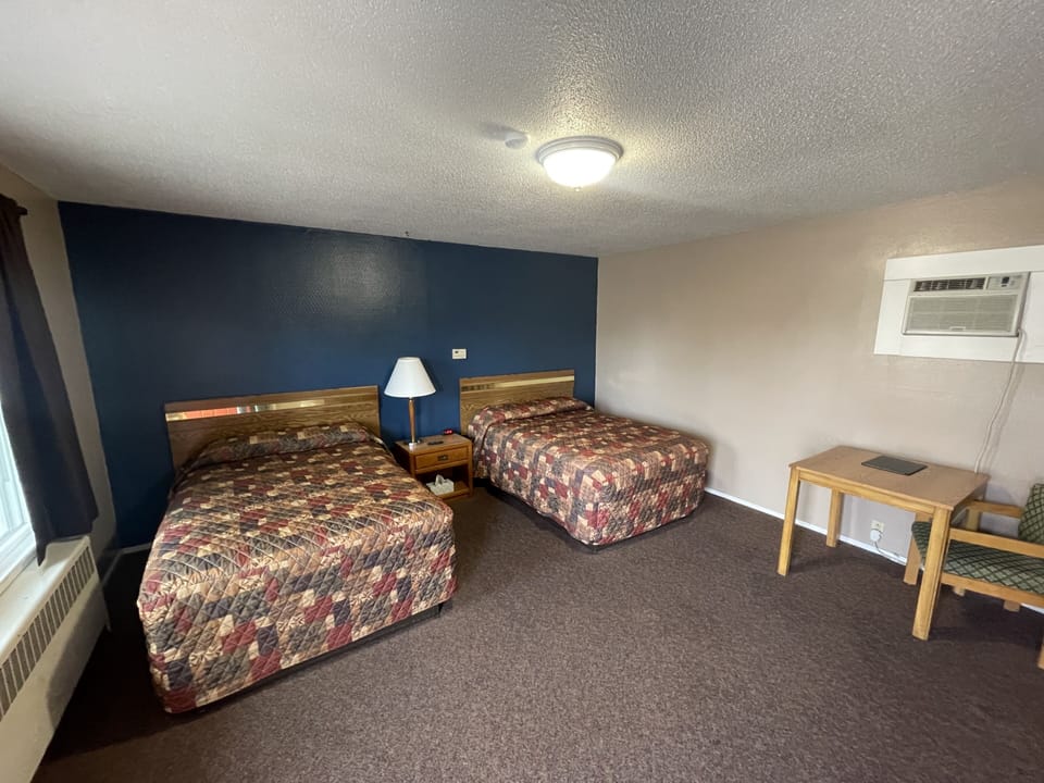 Classic Double Room, Non Smoking, Refrigerator & Microwave | Desk, laptop workspace, free WiFi, bed sheets
