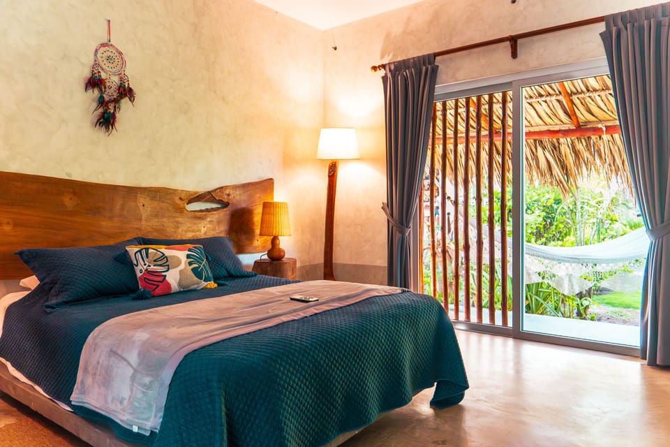 Double Room | Egyptian cotton sheets, premium bedding, in-room safe, WiFi (free)