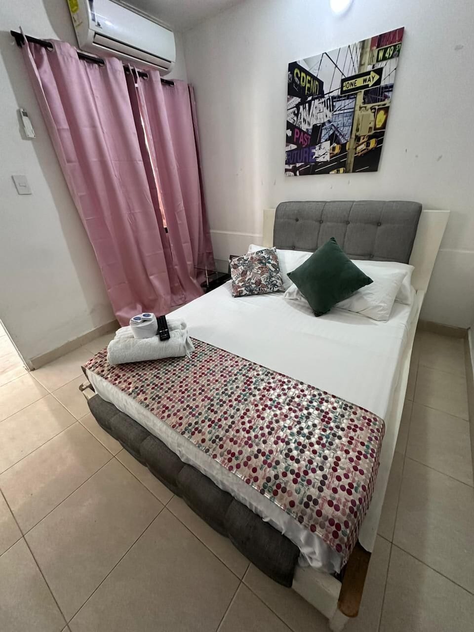 Soundproofing, WiFi (free)