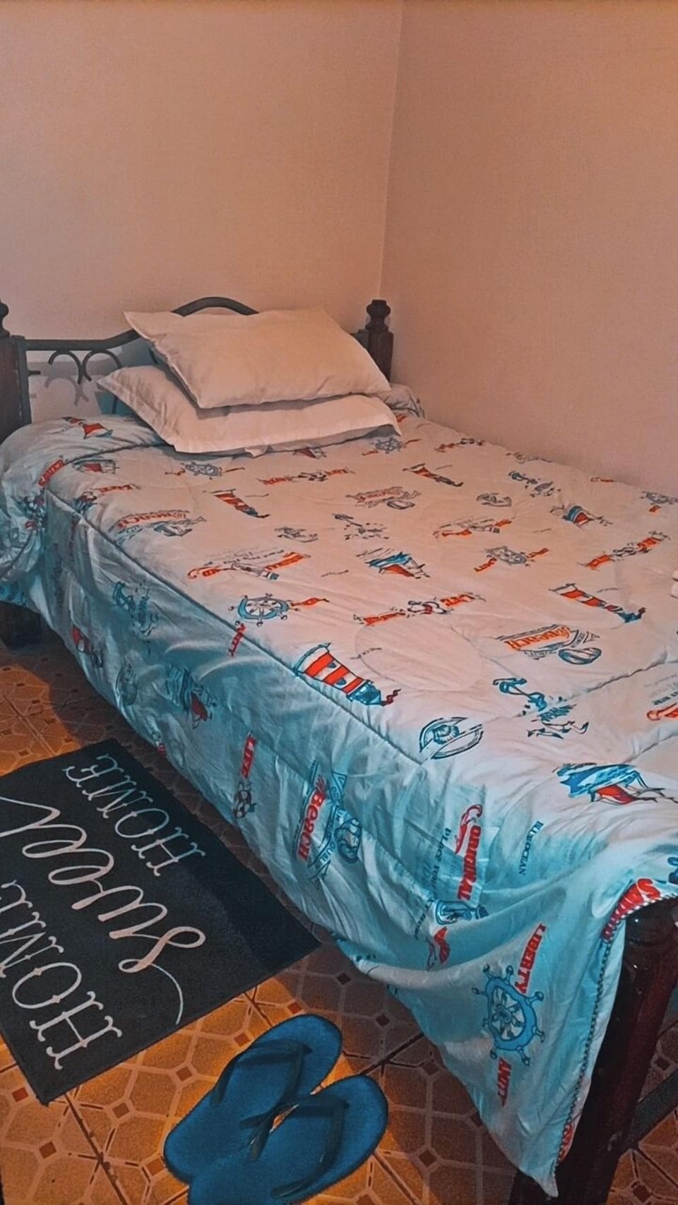 Room | 1 bedroom, laptop workspace, free WiFi
