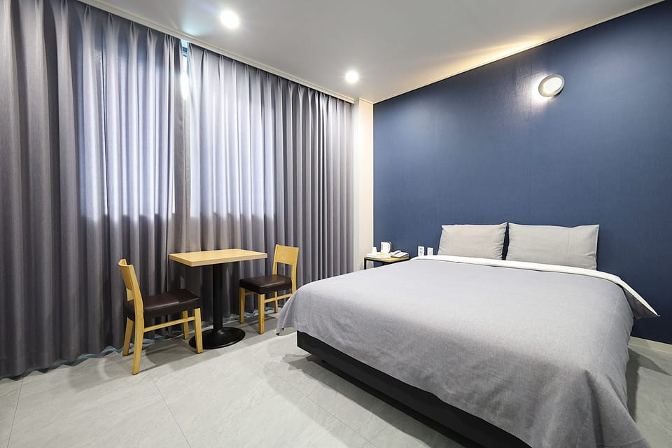 Standard Double Room, Non Smoking, Mountain View | Desk, blackout drapes, soundproofing, iron/ironing board