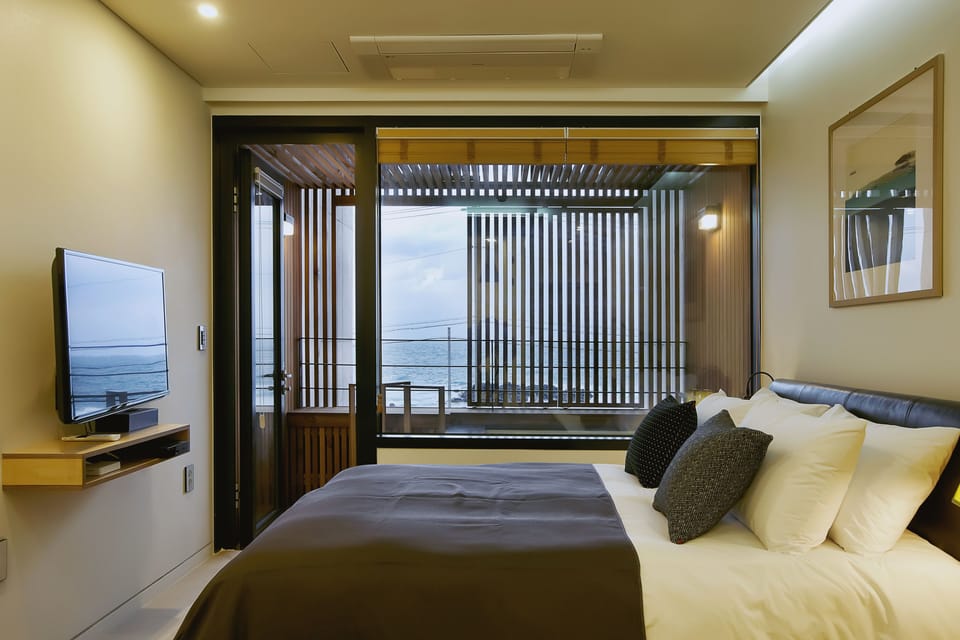 Studio, Ocean View (Hotel Type) | Premium bedding, down comforters, soundproofing, free WiFi