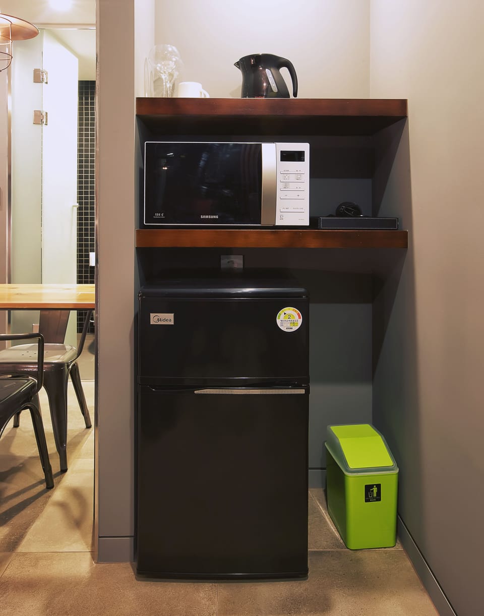 Studio, Ocean View (Hotel Type) | Premium bedding, down comforters, soundproofing, free WiFi