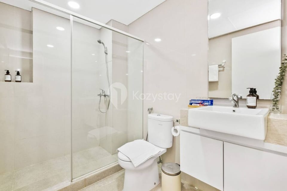 Apartment, 2 Bedrooms | Bathroom | Hair dryer